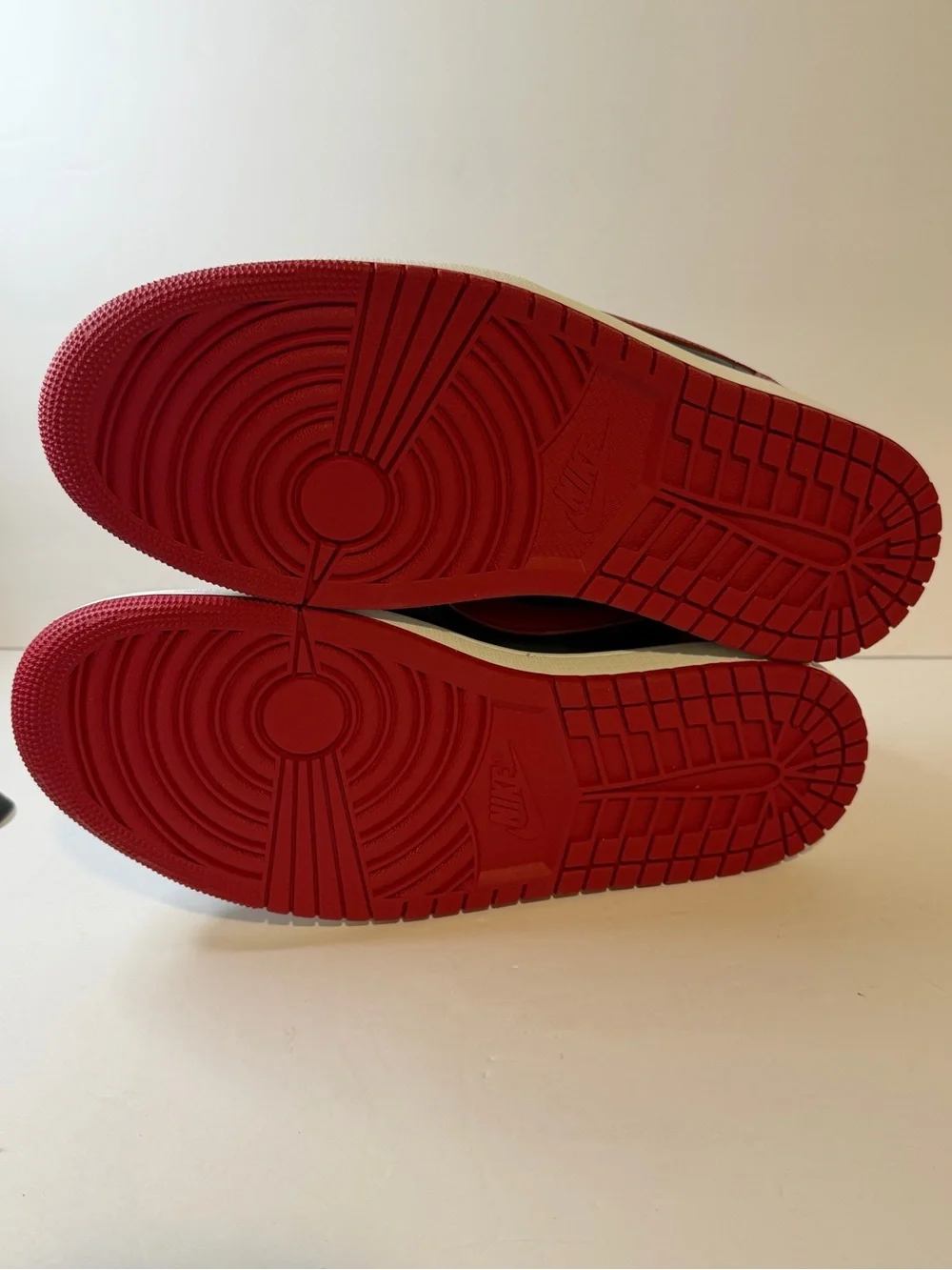 Jordan Low Top Sneaker in Black and Red